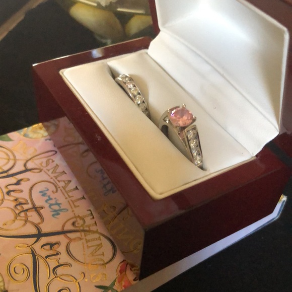 Platinum and Diamond wedding ring setting semi-mount - Picture 6 of 16